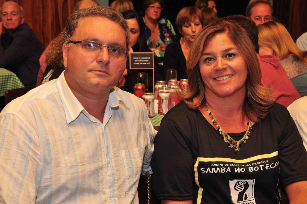 Bazar - Irajá Pelegrin e Vivi