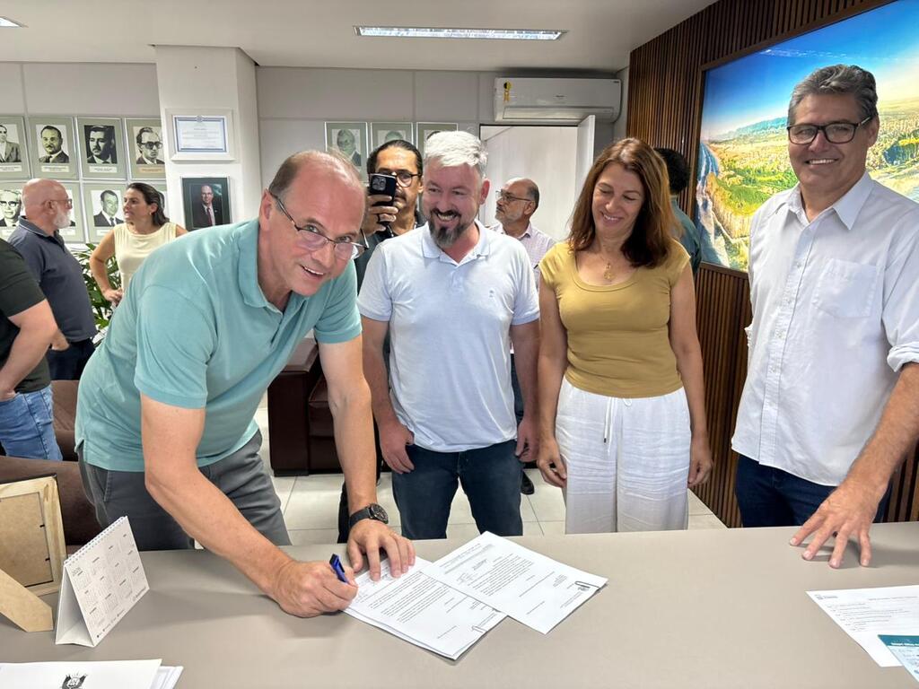 PREFEITURA DE TORRES RECEBE CONFIRMAÇÃO DE INVESTIMENTOS FEDERAIS PARA SAÚDE E AGRICULTURA