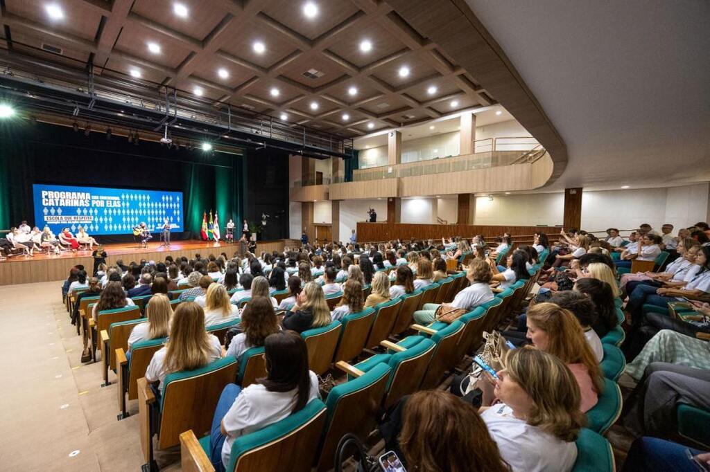 SC lança eixo educacional do programa Catarinas por Elas para promover respeito e prevenir violências nas escolas