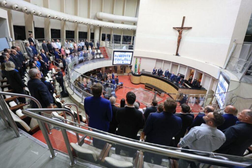 Alesc homenageia os 68 anos do Crea-SC em sessão especial com reconhecimento a lideranças e entidades da engenharia