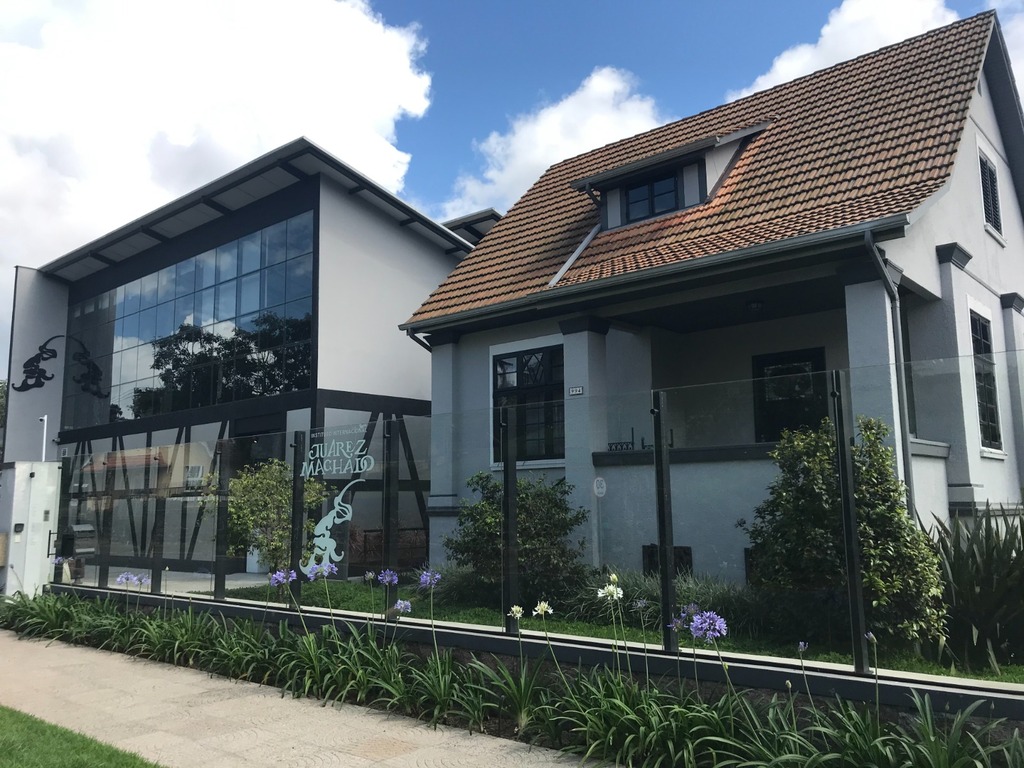 Instituto Internacional Juarez Machado celebra 85 anos do artista com programação cultural especial em Joinville