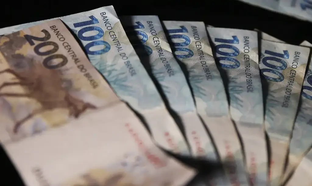 TESOURO FAZ MAIOR INTERVENÇÃO EM TÍTULOS PÚBLICOS EM MAIS DE 10 ANOS