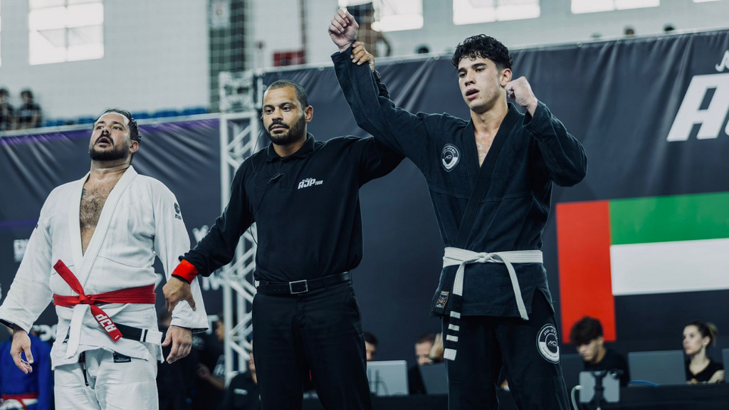 Atleta de Imbituba conquista ouro no AJP Tour em categoria acima da sua faixa de peso