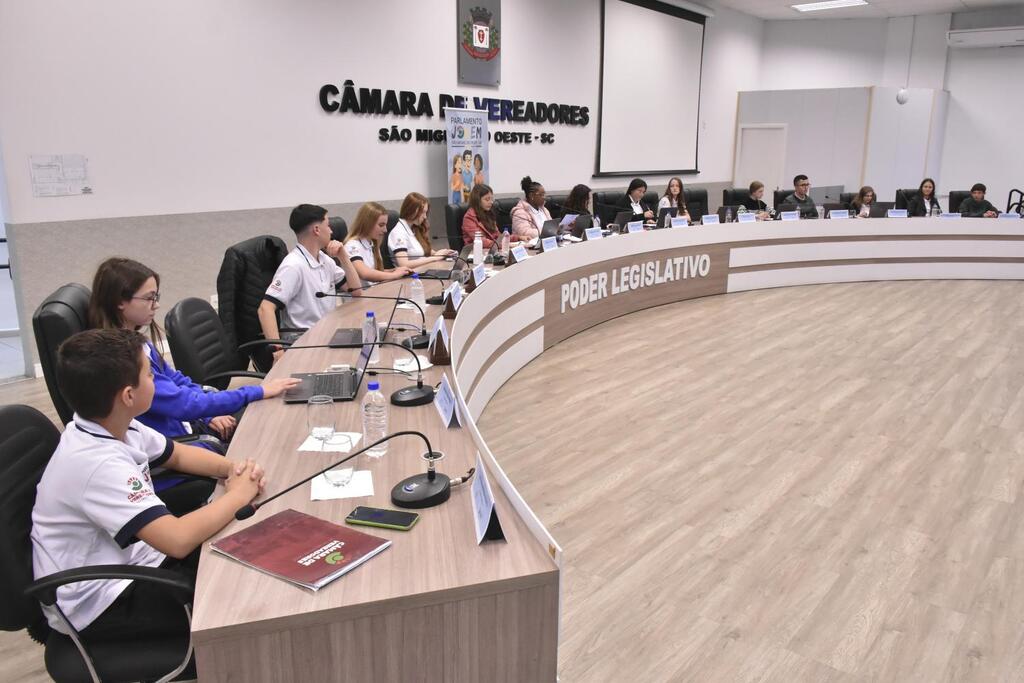 Câmara realiza eleições do Parlamento Jovem na próxima segunda