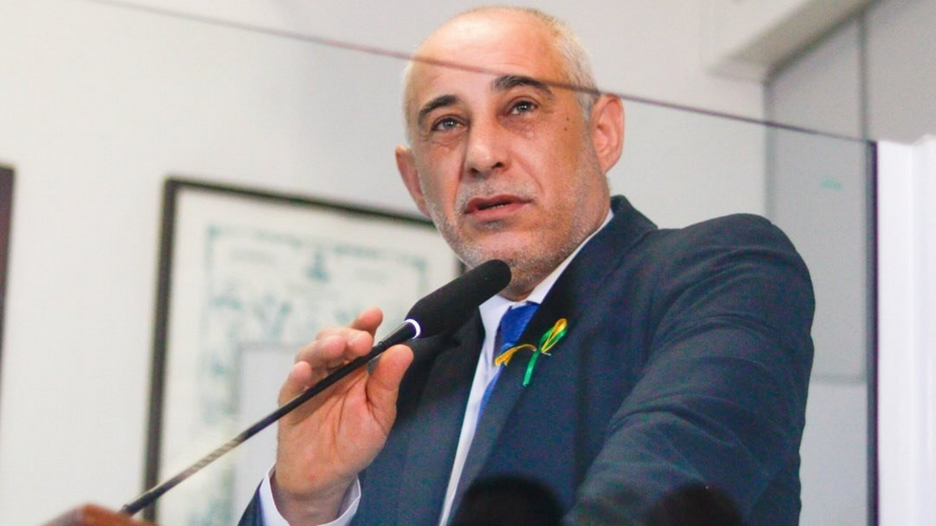 Reprodução: Redes Sociais - Vereador Sérgio Jacaré é solto após decisão judicial e deve voltar à Câmara de Garopaba