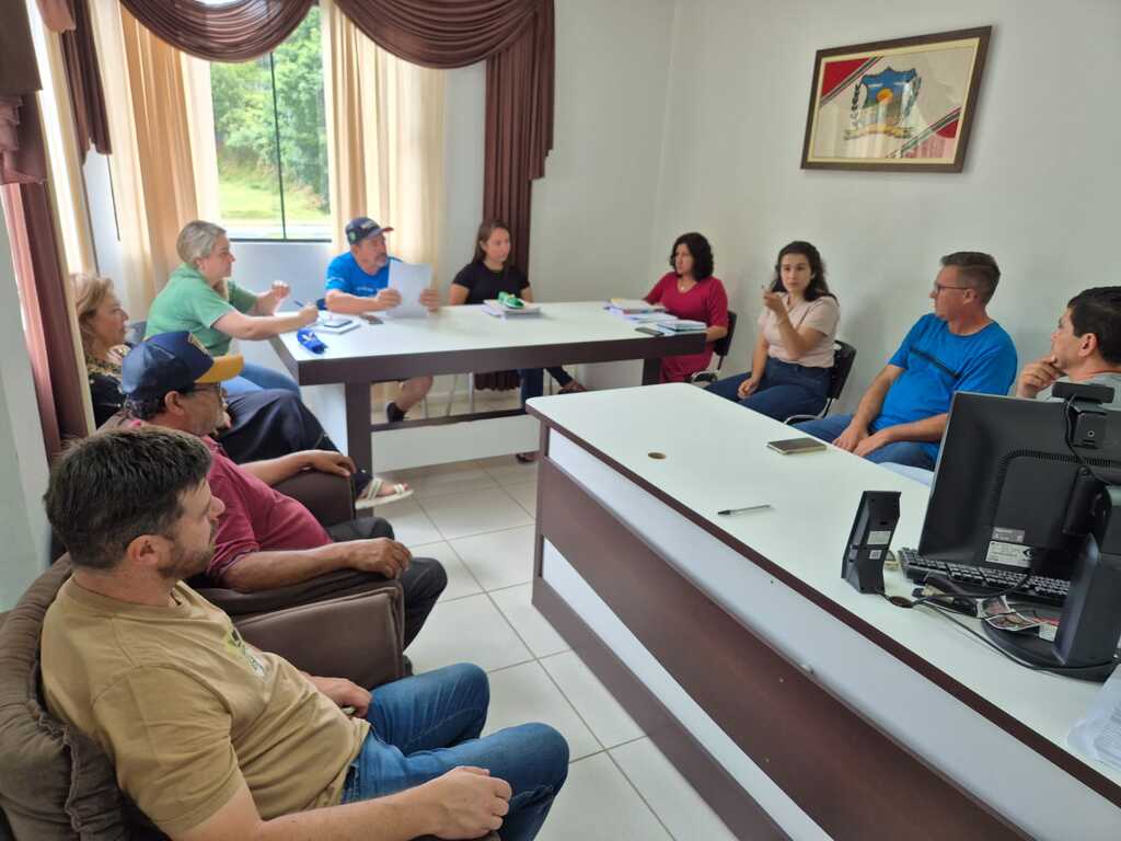 Prefeitura de Bocaina do Sul inicia a semana com reunião de secretariado