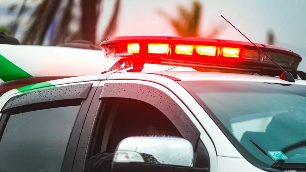 Homem é rendido por trio e tem celular e dinheiro roubados na marginal da BR-101, em Imbituba