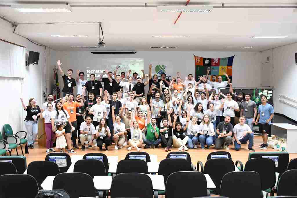 (Foto: Divulgação/Sebrae/SC) - Pinhalzinho recebeu entre os dias 20 e 22 de março, na segunda edição do Techstars Startup Weekend (TSW), uma imersão que reuniu participantes de diferentes perfis para transformar ideias em negócios em apenas 54 horas.