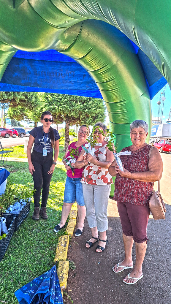 Consórcio Machadinho realiza ação de distribuição de mudas e educação ambiental em Barracão/RS
