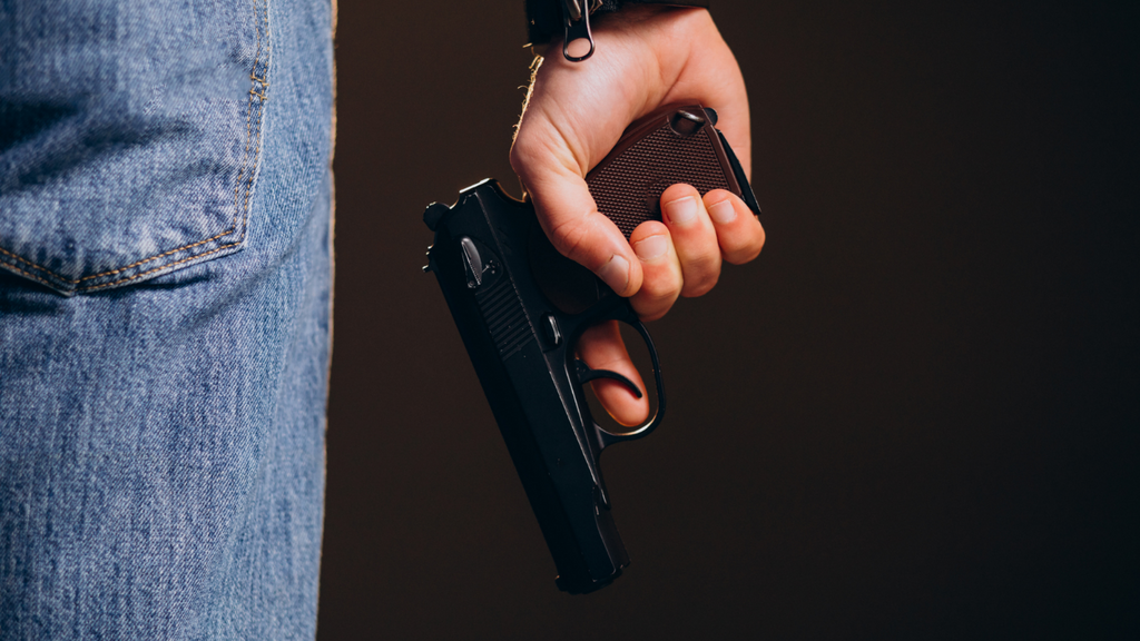 Suspeitos de atirar em policial civil aposentado durante assalto são presos em operação conjunta no Sul de SC