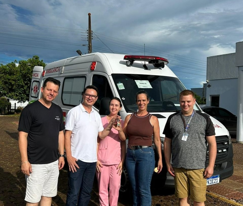Belmonte recebe nova ambulância para reforçar atendimentos na saúde