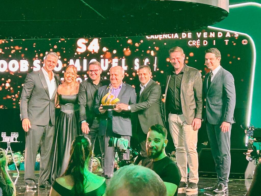 Sicoob São Miguel conquista seis prêmios e é destaque nacional no Vende Sicoob 2026