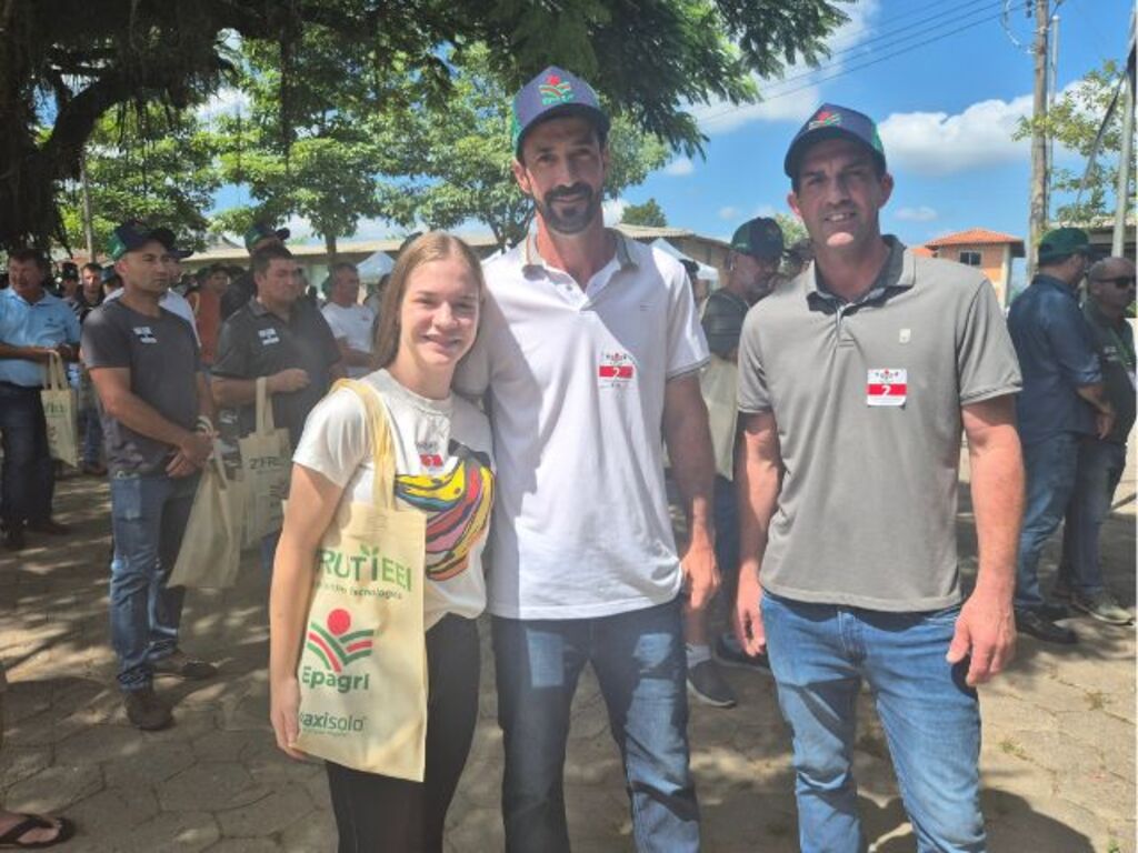 Epagri em Itajaí apresenta novo cultivar de banana desenvolvida a partir de mutação natural na 2ª FrutiEEI