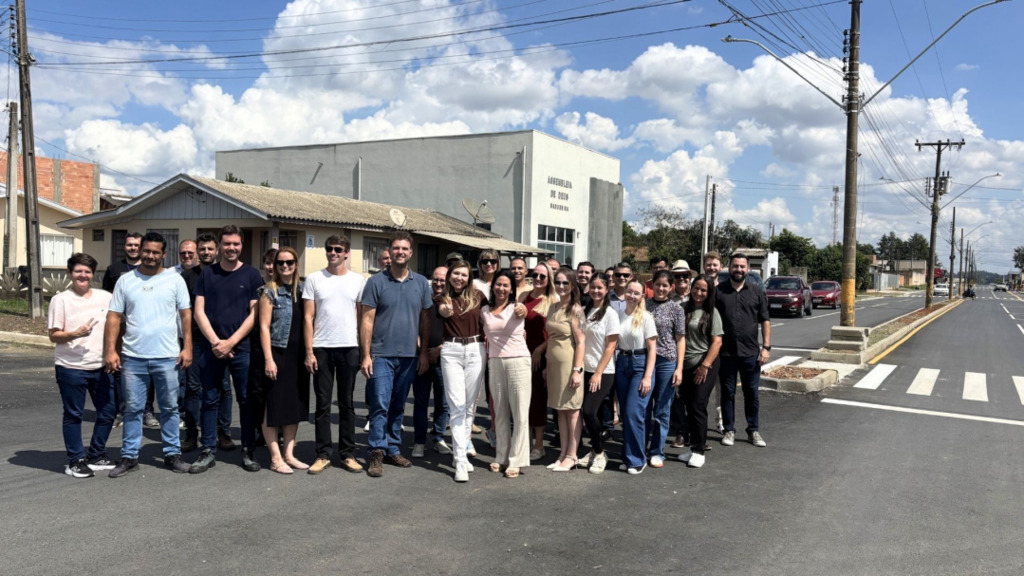 Prefeitura de Canoinhas entrega pavimentação da Avenida Júlio Budant Neto