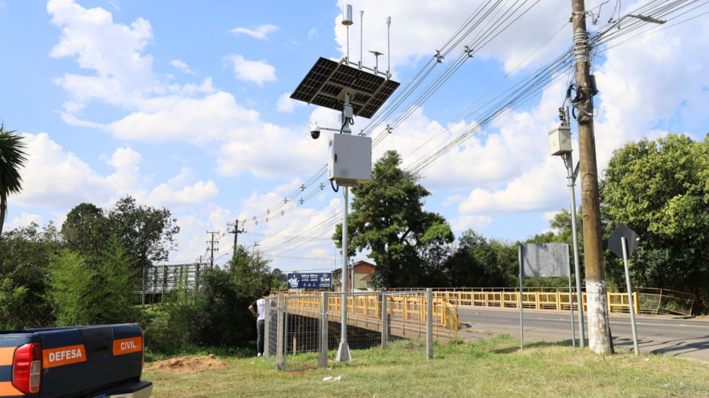 Defesa Civil de Canoinhas instala estação hidrológica que monitora o nível do rio em tempo real