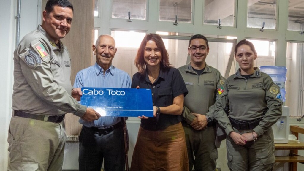 BRIGADA MILITAR RECEBE HOMENAGEM FEITA À PRIMEIRA POLICIAL MILITAR FEMININA GAÚCHA