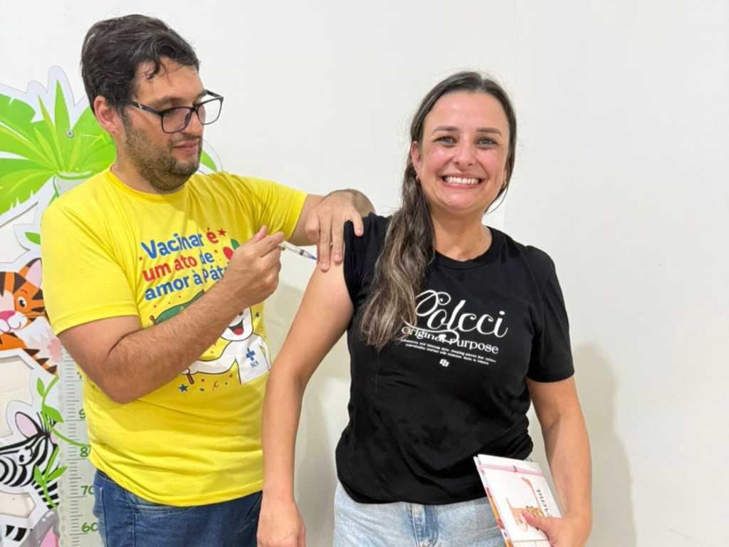 PASSO DE TORRES REALIZA DIA D DE VACINAÇÃO CONTRA A GRIPE