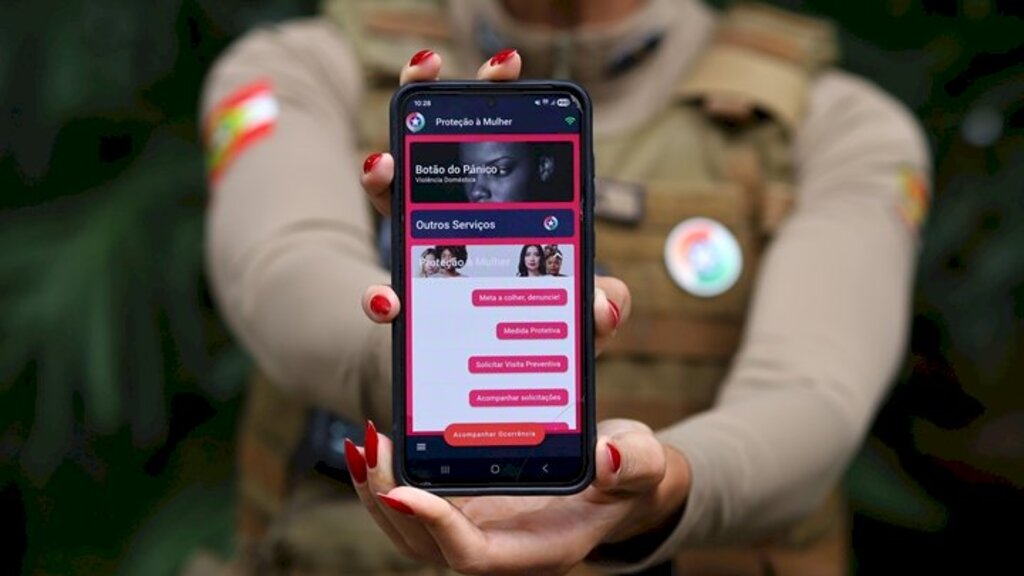 PMSC PASSA A INTEGRAR O PROGRAMA SC EM LIBRAS PARA AMPLIAR ACESSIBILIDADE NO ATENDIMENTO