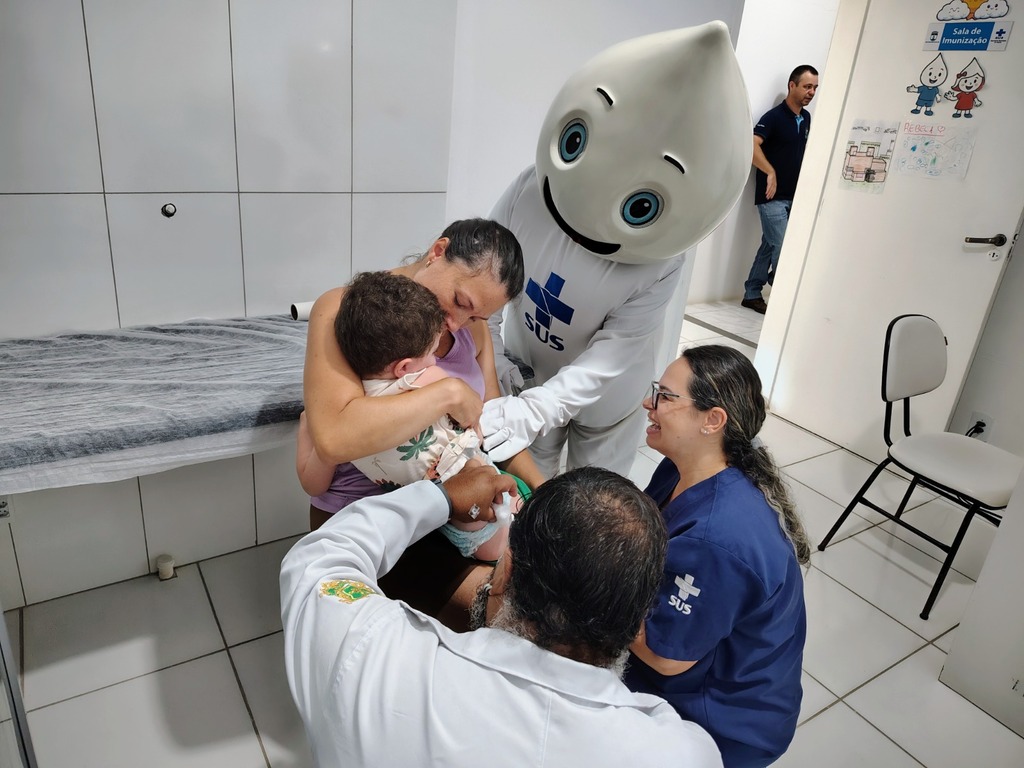 Dia D de vacinação contra a gripe aplica mais de 1,2 mil doses em São Francisco do Sul