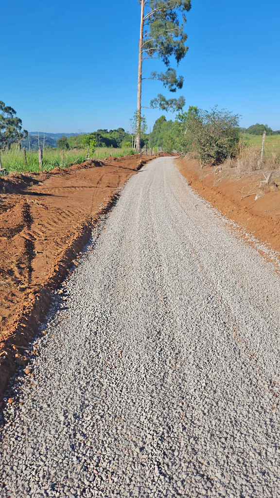 INFRAESTRUTURA AVANÇA NO INTERIOR DE CAPINZAL E GARANTE MAIS SEGURANÇA NAS ESTRADAS