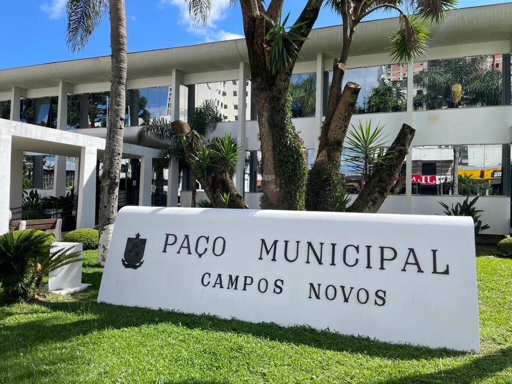 Campos Novos realiza posse de cerca de 90 novos servidores públicos