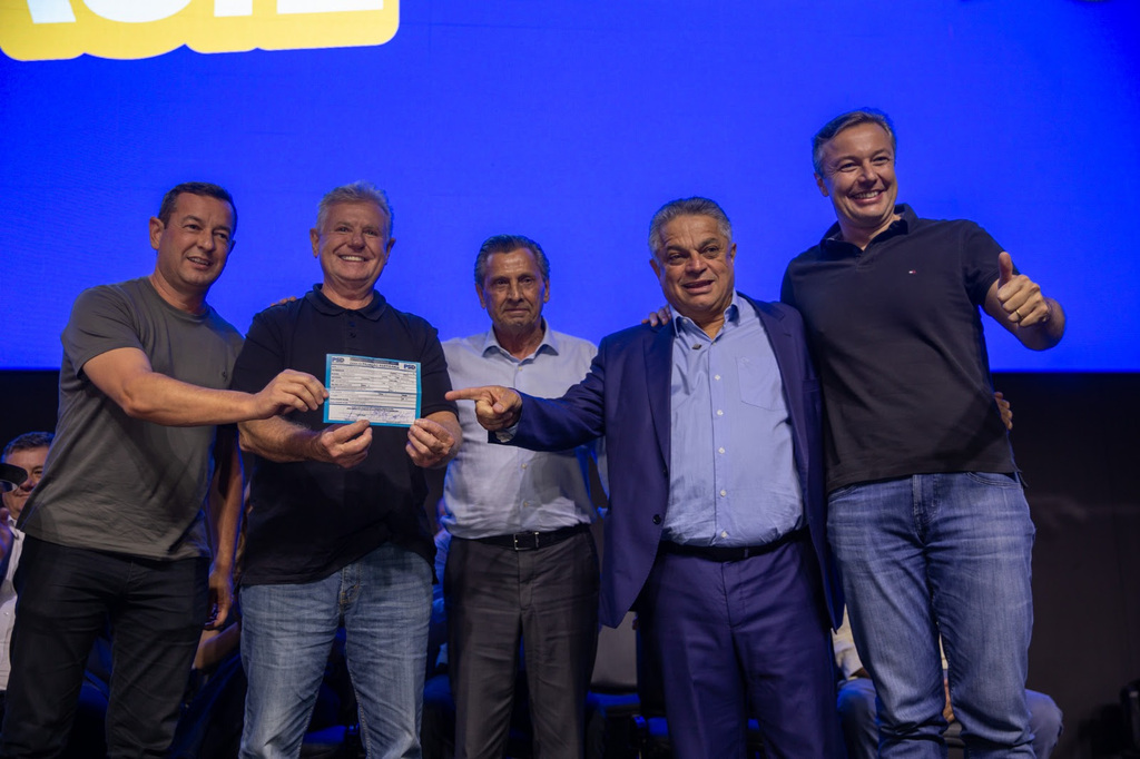 Berlanda deixa o PL e se filia ao PSD em ato com João Rodrigues em Chapecó