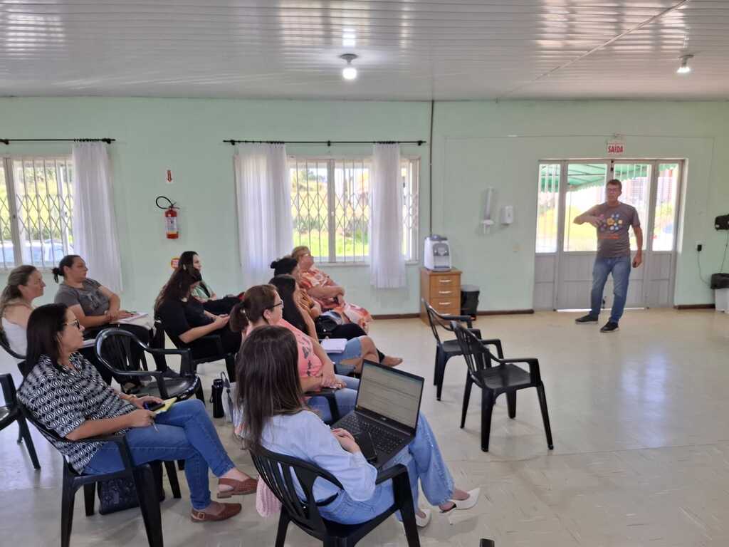 Capacitação sobre o SIPIA CT fortalece rede de proteção em Bocaina do Sul