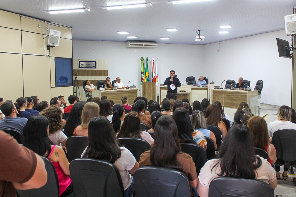 PRAIA GRANDE OFICIALIZA POSSE DE 75 SERVIDORES APROVADOS EM CONCURSO PÚBLICO