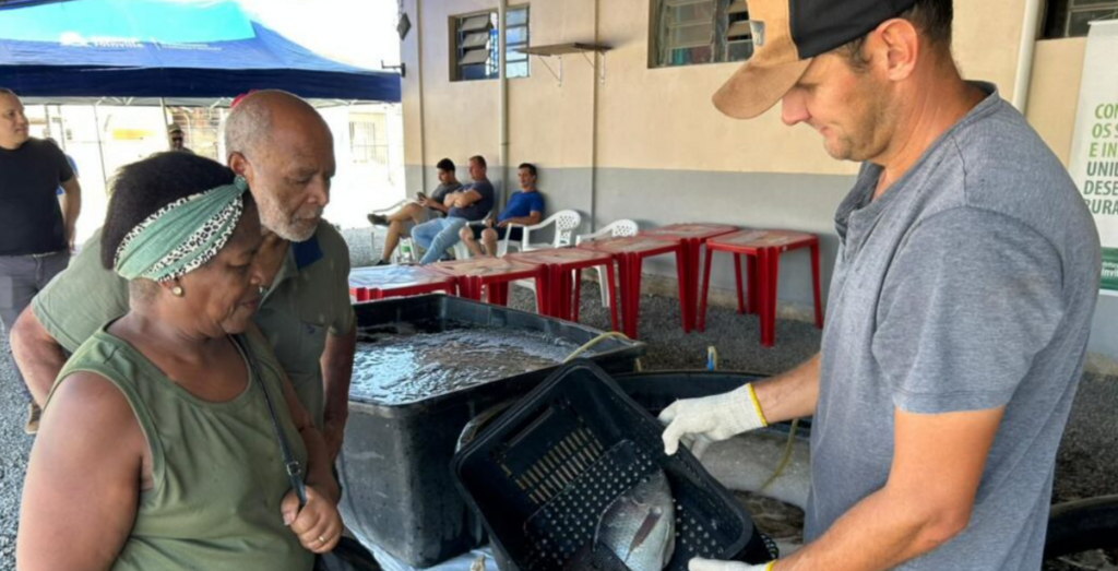 Feira do Peixe Vivo movimenta a comunidade com a proximidade da Sexta-feira Santa