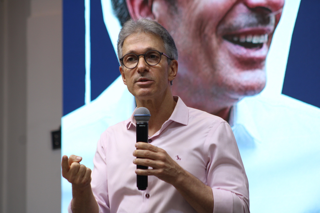 Romeu Zema participa de agenda em São Miguel do Oeste