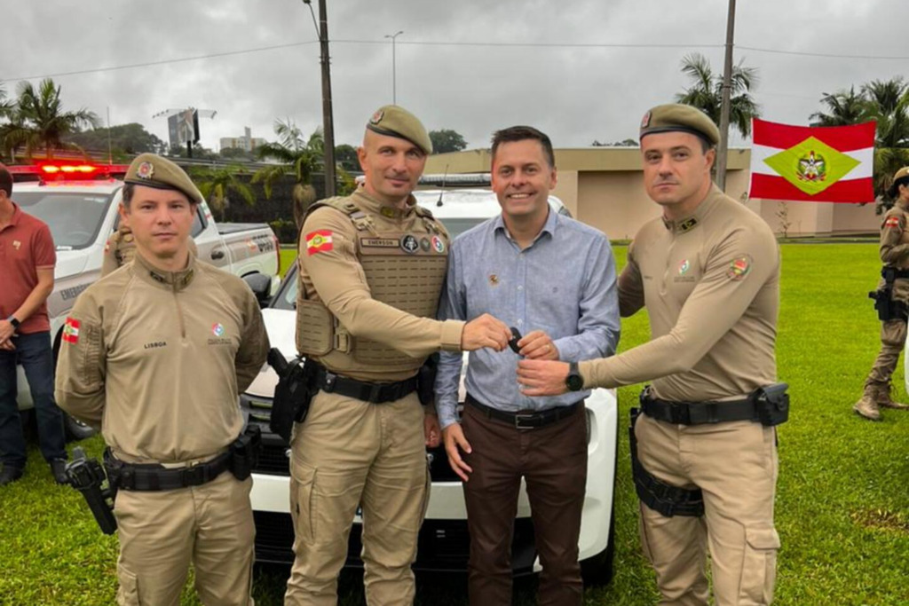 6º CRPM RECEBE 14 NOVAS VIATURAS PARA REFORÇAR A SEGURANÇA NO SUL CATARINENSE