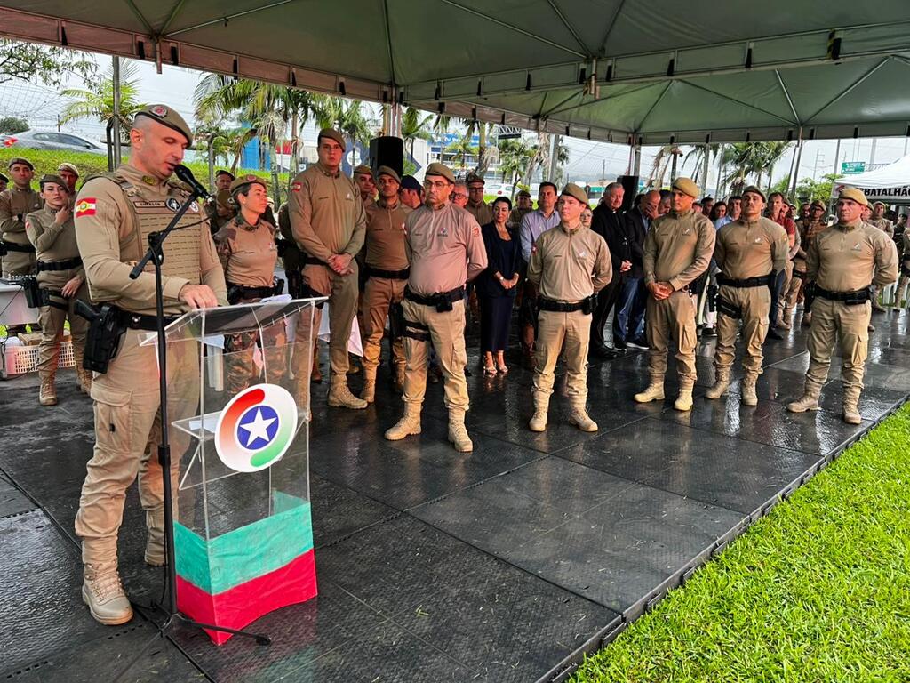 6º CRPM RECEBE 14 NOVAS VIATURAS PARA REFORÇAR A SEGURANÇA NO SUL CATARINENSE