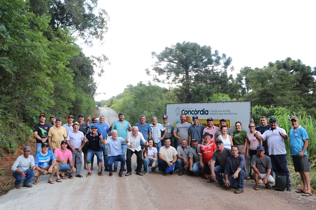 Concórdia: Obra entregue — Inaugurada rampa de concreto na comunidade Caravággio