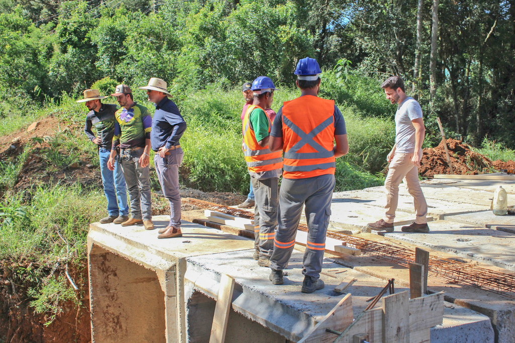Prefeitura de Zortéa Obras retomadas na Rua Amantina de Morais