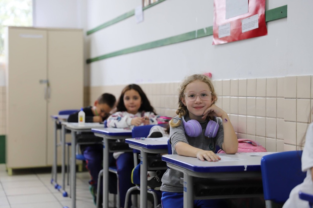 CRICIÚMA AVANÇA EM ALFABETIZAÇÃO E É A ÚNICA ENTRE AS GRANDES CIDADES CATARINENSES A ATINGIR META