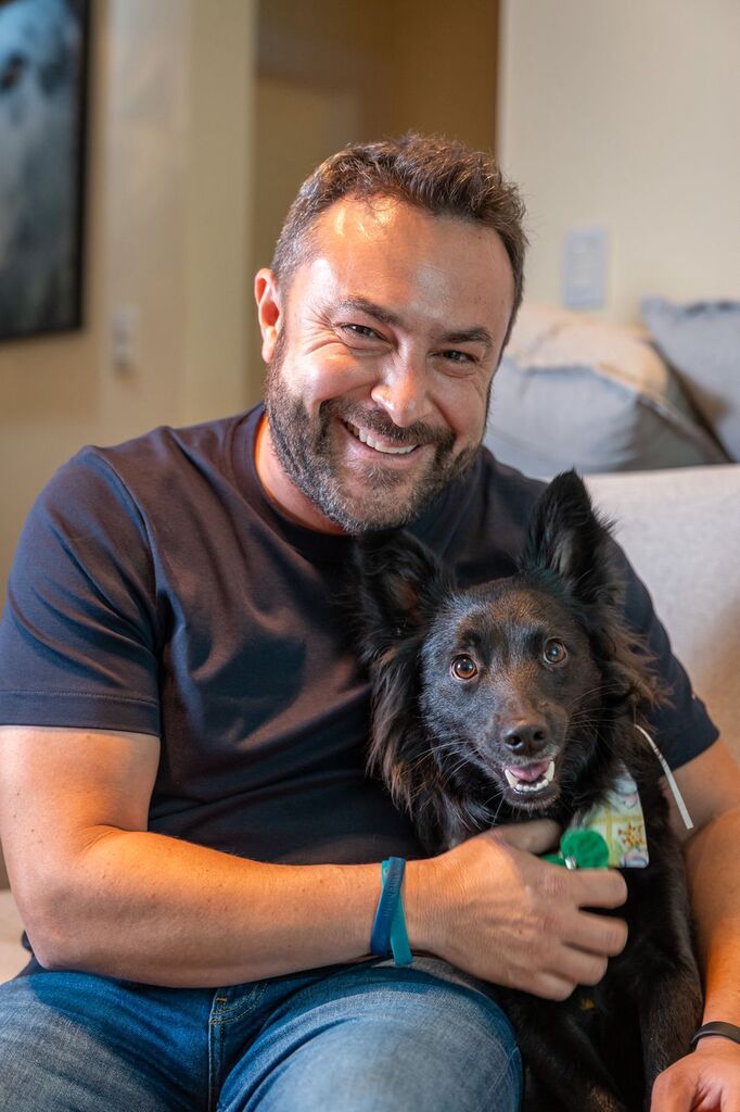 Deputado Marcius Machado propõe lei para garantir alimentação de animais em espaços públicos e condomínios