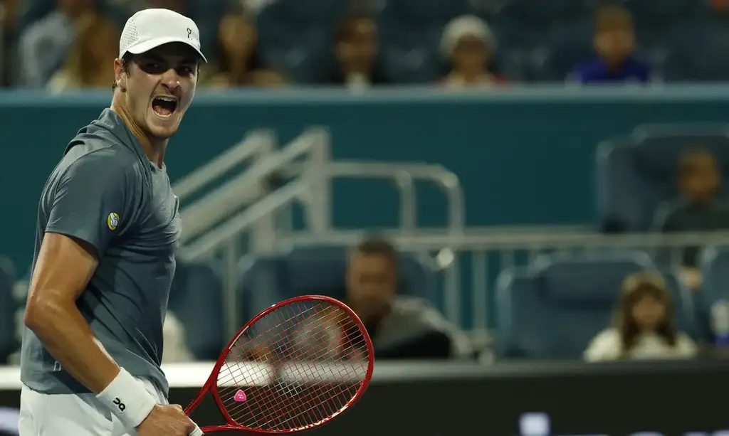 João Fonseca se garante nas oitavas do Masters 1000 de Monte Carlo