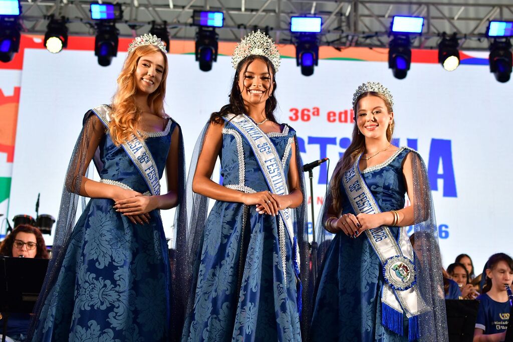 Eleita a Realeza da 36ª Festilha de São Francisco do Sul