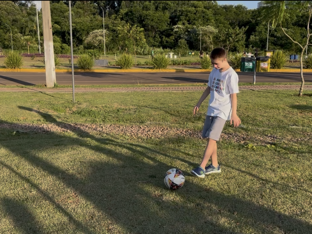 No ar: Vídeo experimental retrata olhar das crianças sobre parques chapecoenses