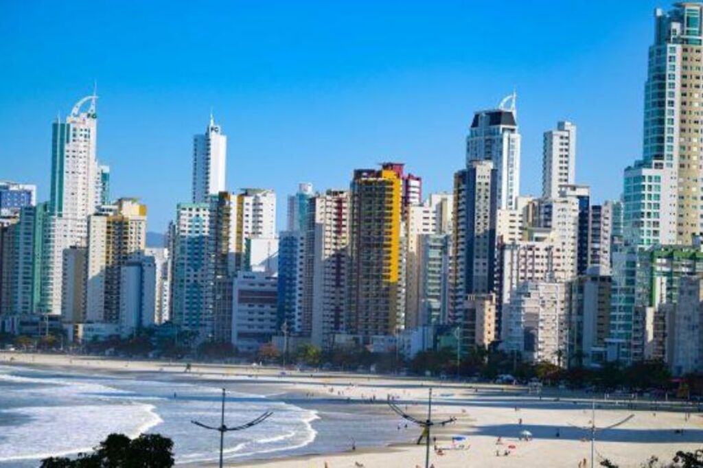 Balneário Camboriú é a terceira cidade com maior número de consumidores de gás natural em Santa Catarina