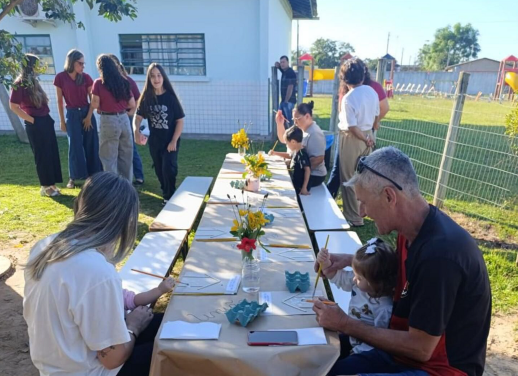 DIA DE APRENDER, BRINCAR E ESTAR JUNTO: ASSIM FOI O DIA DA FAMÍLIA NA ESCOLA EM SÃO JOÃO DO SUL