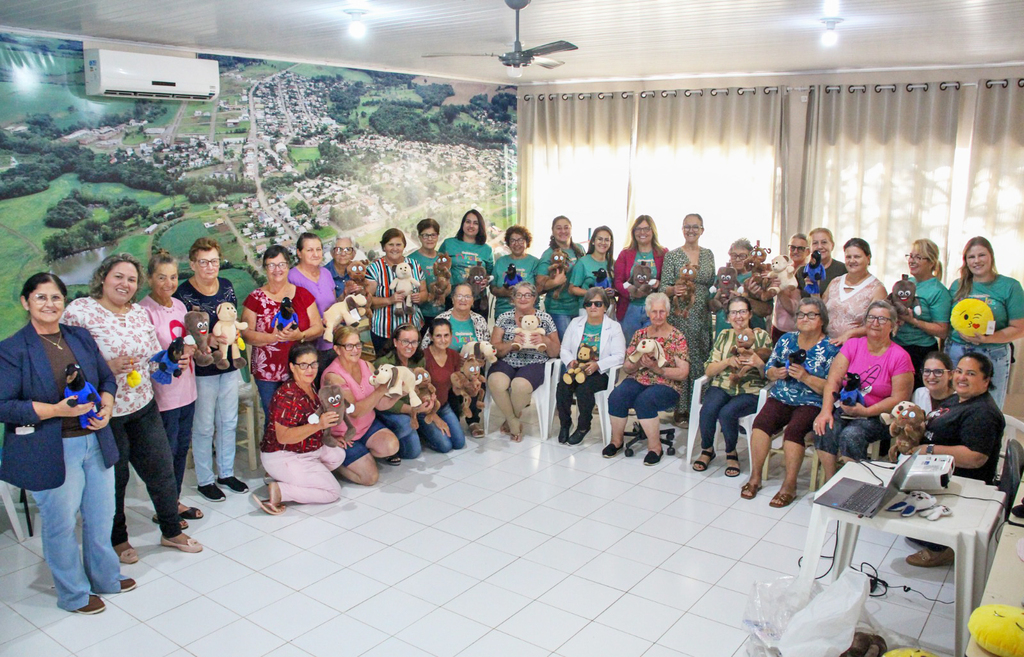 Zortéa encerra Curso de Artesanato na Casa da Cultura com aprendizado e valorização