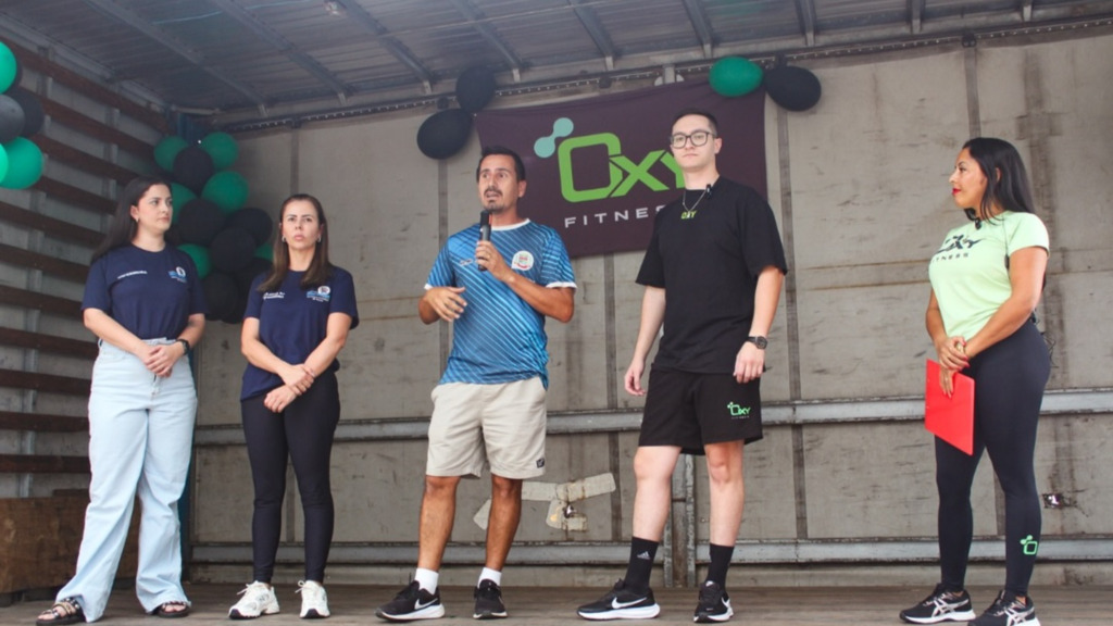 PRAIA GRANDE PROMOVE TARDE DE ATIVIDADES FÍSICAS EM ALUSÃO AO DIA MUNDIAL DA ATIVIDADE FÍSICA