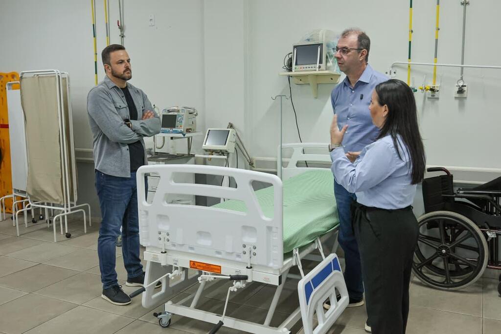 Lucas Neves reforça estrutura da UPA 24h de Lages com novos equipamentos