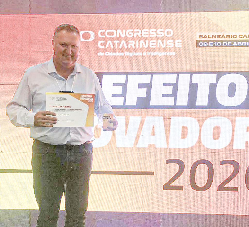 Sérgio Theisen recebe título de Prefeito Inovador 2026