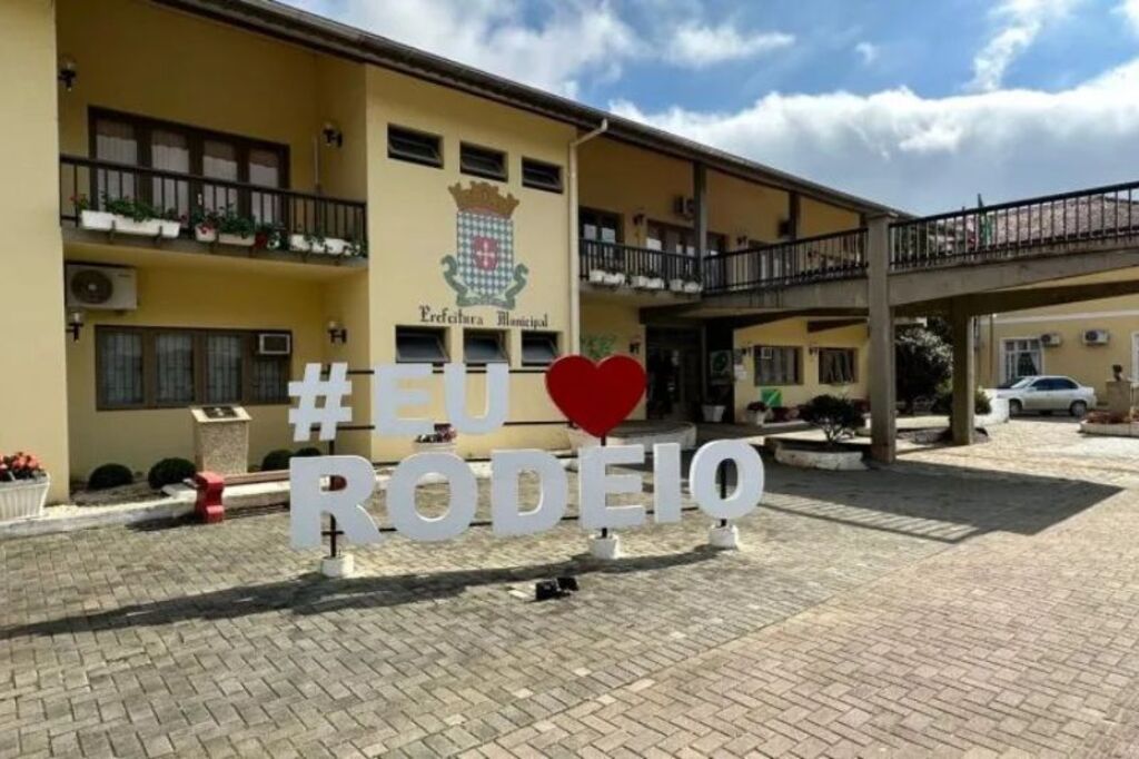 Rodeio realiza a 1ª Vila das Letras com foco em educação