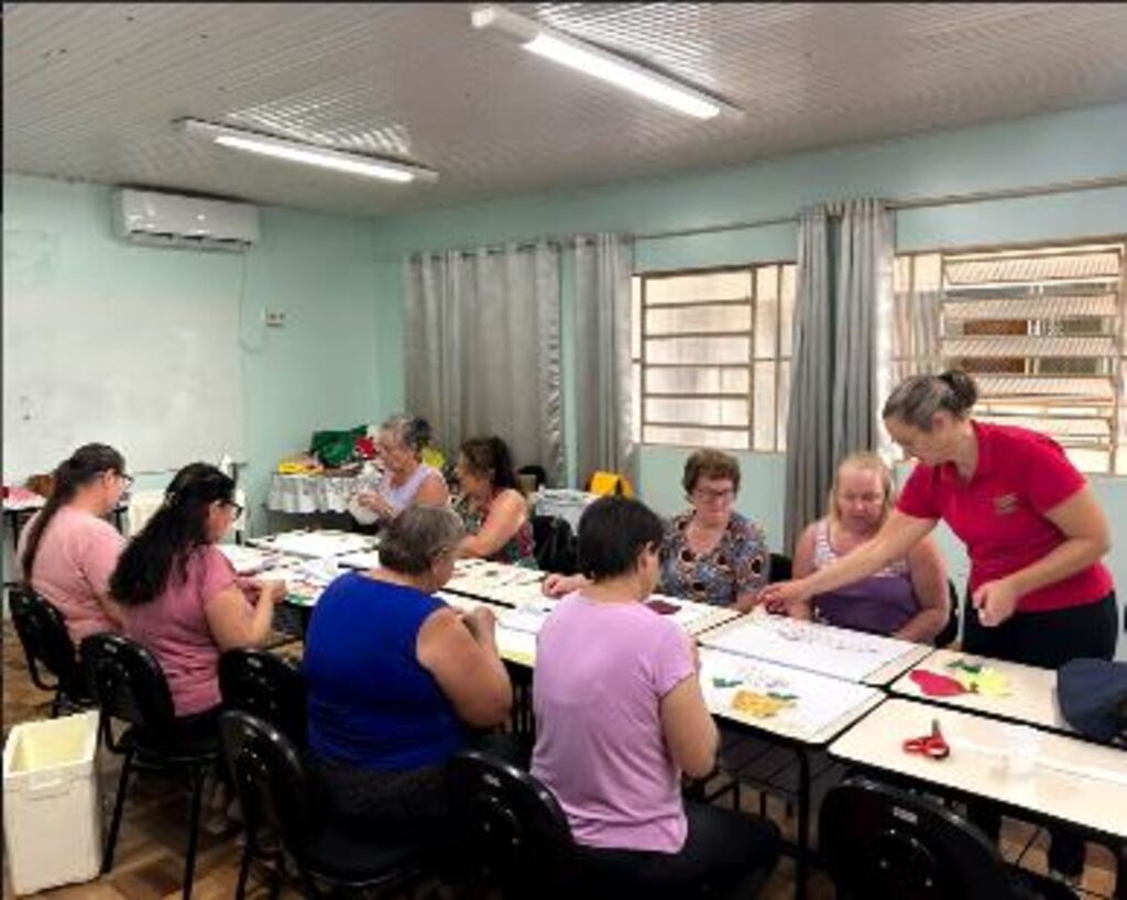 Curso de patchwork fortalece vínculos e protagonismo feminino em encontro do PAIF