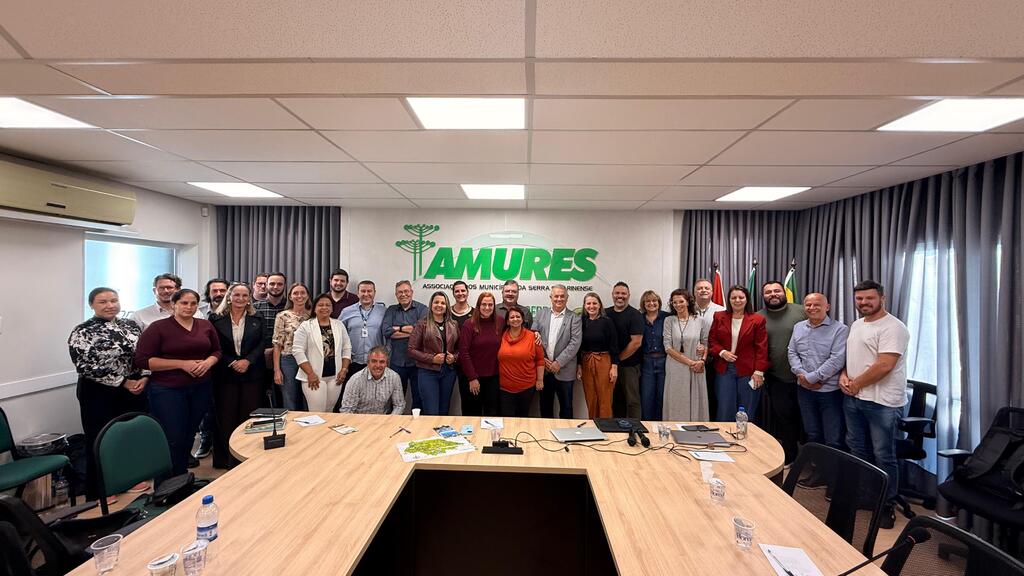 Bocaina do Sul marca presença em reunião de turismo na Amures