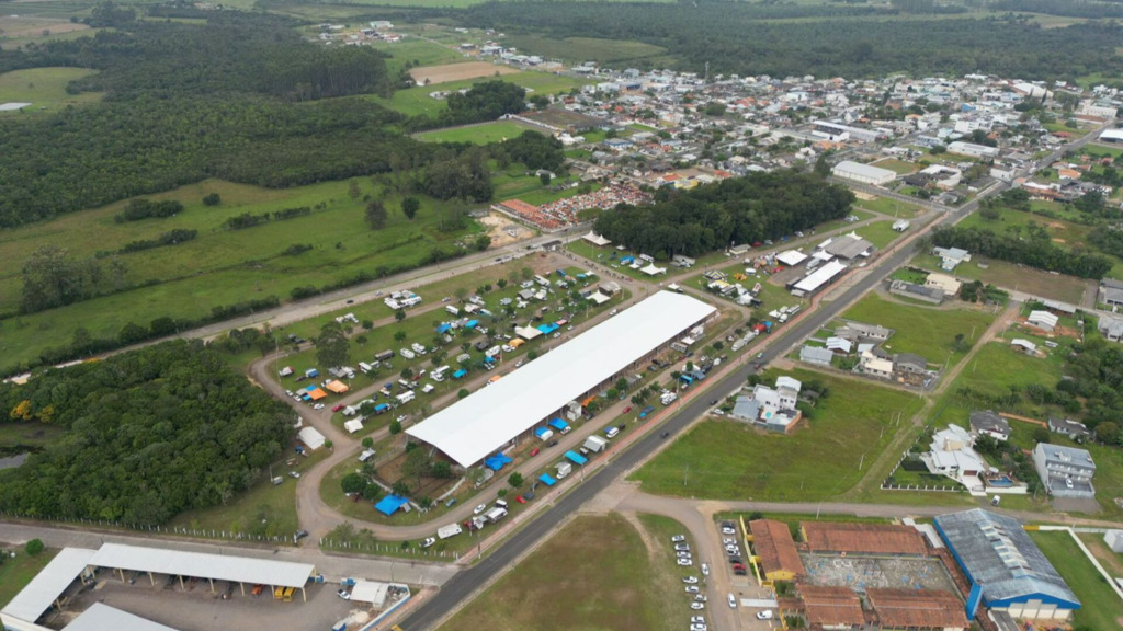 CULTURA E TRADIÇÃO: XXX RODEIO DE SÃO JOÃO DO SUL TEM EXPECTATIVA DE SER O MAIOR DE TODOS OS TEMPOS E TRAZ COMO NOVIDADE A CANCHA DE LAÇO COBERTA