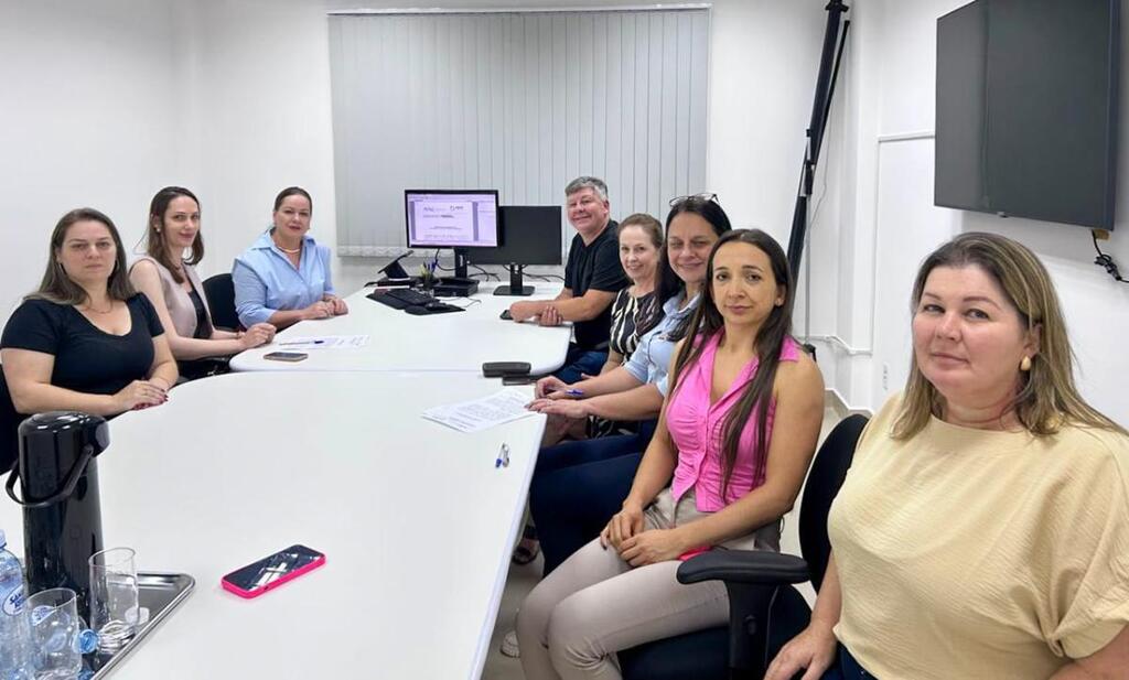 Treze Tílias em parceria com o NEAVIT passa a integrar protocolo estadual para ampliar atendimento e orientação